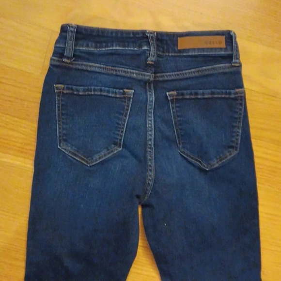 Cello jeans with Shark bite hem Cropped Jrs size 1 - Picture 4 of 6